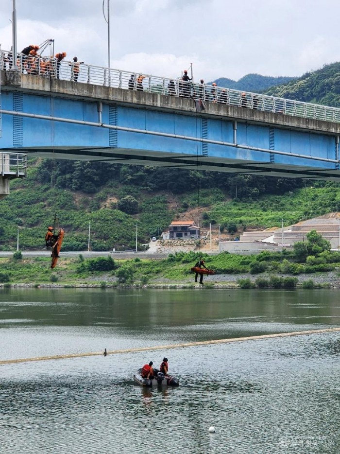 230609-1수난사고인명구조훈련.jpg