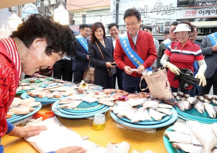 장보기(죽도시장)2.jpg