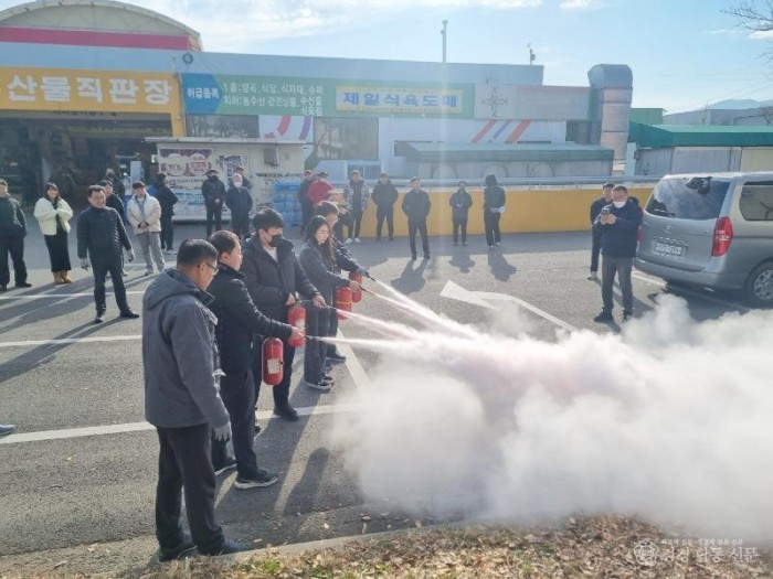 231205-3농산물 도매시장 화재예방교육.jpg