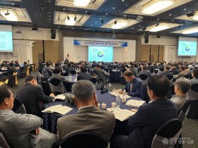 7.경북교육청, 2025 상반기 중등 교장 역량 강화 연수 실시(‘다양성과 포용성 기반의 지속 가능한 발전 전략’ 공유)_02.jpg