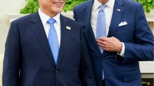 바이든, 문 대통령에 '대러 수출통제' 감사 서한…"韓리더십 중요"